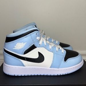 Air jordan 1 mid blue